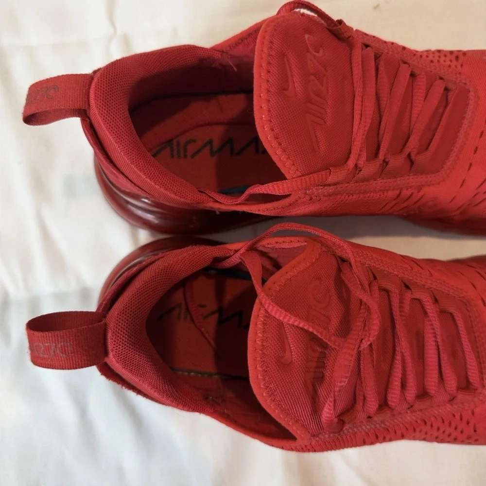 Nike Air Max 270 Triple University Red Size 12